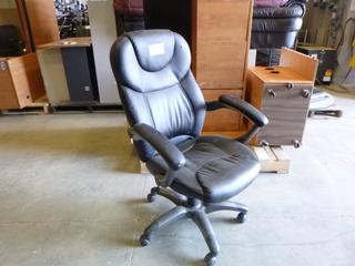 (1) Adjustable Office Task Chair * Note Some Wear*