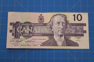 1989 $10 Knight/Thiessen BEG6556045