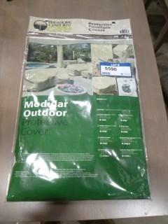 52" W x 40" D x 32" H Modular Center Wedge Protective Cover (D-1)