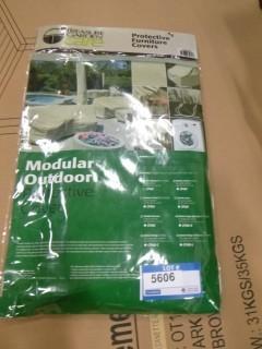 32" W x 40" D x 32" H Modular Right End Protective Cover (C-2)