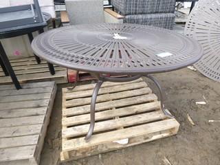54" Round Patio Table (WR-3)