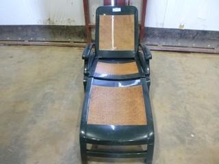(2) Grosfillex Chaise Lounge Chairs (WR-3-10)