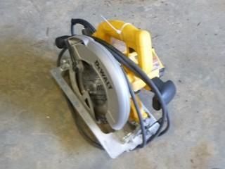 DeWalt 7 1/4" Circular Saw (C-1)