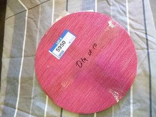 (10) Round Place Mats (D-1)