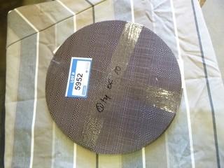 (10) Round Place Mats (D-1)