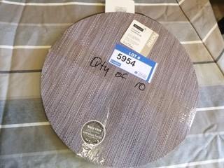 (10) Round Place Mats (D-1)