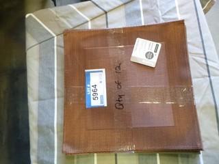 (12) Maple Leaf Placemats (D-1)