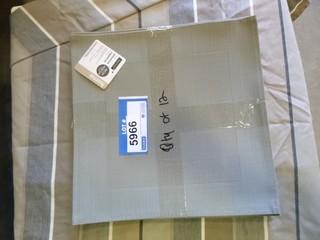 (12) Maple Leaf Placemats (D-1)