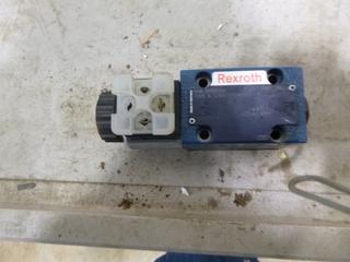 (1) Rexroth Hydraulic Valve, MNR-R900-953563 c60/SG24N9K4/V (E2-5-3)