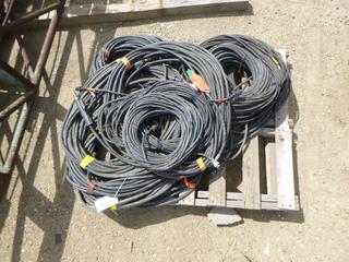 Assortment of Miller Feeders Remotes & Cables (WR-4)