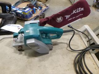 Makita Belt Sander (B-1)