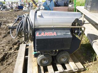Landa Industrial Pressure Washer, Model PHW4-200218, 23.0V, 17.5 A