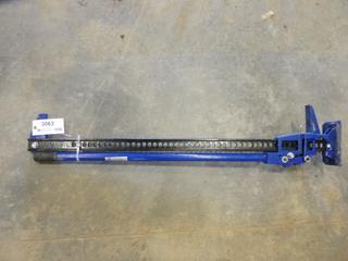 Rok Farm Jack, 48" (EE1-3-2)
