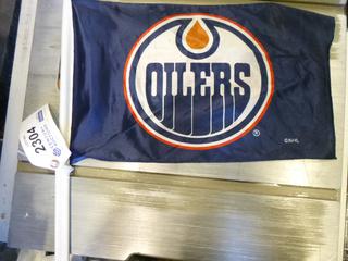 (1) Oiler Flags