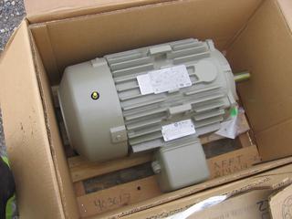 GE M9435 Extra Severe Duty Motor, 15 HP, 1800 RPM, 460V, 254T Frame, TEFC, Foot Mount.