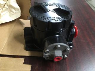 Ashcroft Snap Action Switch For Pressure Control, Type B720B.