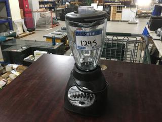 Oster Blender.