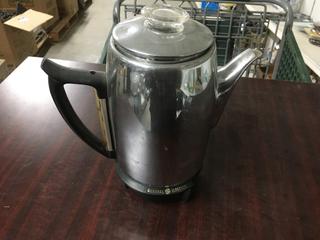 Plug in Coffee Purcolator, W/Cord.