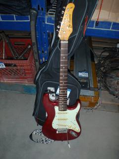 Jay Turser Guitar/Case.