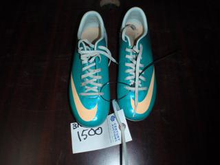 Size 7 Cleats.