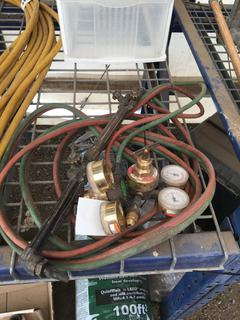 Oxy Acetylene Hose w/ Nozzle and Gauges.