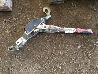 Manual Ratchet Puller.
