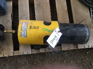 Air Tank w/ Holder.