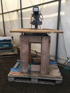 Craftsman 10" Radial Arm Saw.
