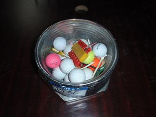 Golf Balls/Pegs.