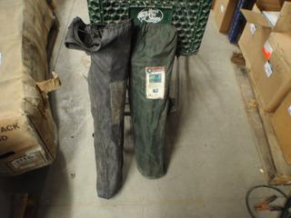 (2)Folding  Lawn Chairs.
