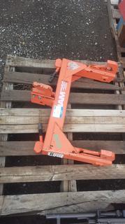 3 Hook Pin Hitch Attachment