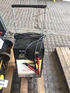 Motomaster 200/35/2A - 12V Battery Charger.