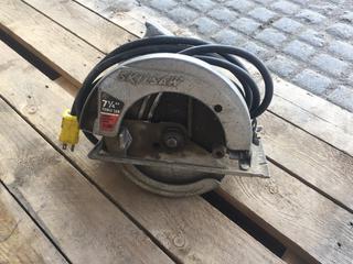 Skilsaw 7 1/4" Circular Saw.