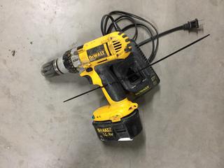 DeWalt 14.4 Volt, 1/2" Drill/Battery/Charger.