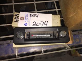 (2) Gauge Oil Level W/Thermometer, P/N LDR02.