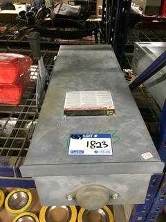 Square D 100 AMP, 240 Volt, Double Throw Enclosed Transfer Switch.