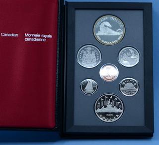 1986 Canada Double Dollar Proof Set c/w Silver Dollar.