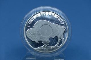 Buffalo Head Liberty One Troy Oz .999 Fine Silver.