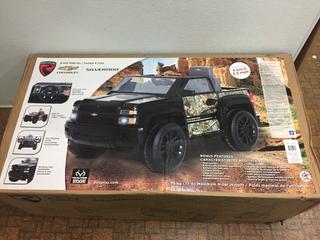 Roll-Play Kids Chevrolet Silverado 6 Volt Ride On, Brand New in Box.