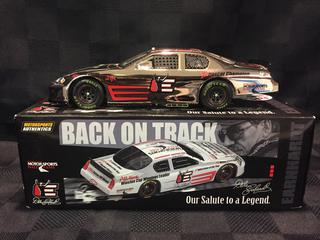 Motorsports Authentics 2006 Dale Earnhardt Monte Carlo Stock Car Die Cast Model, 1:24 Scale.
