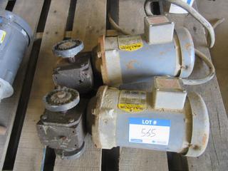 (2) Baldor VM3538 1'4" X 7" 1/2hp 3-Phase 208-230/460V Ac Electric Motors w/ Gear Box