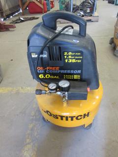 2007 Bostich 2'6" X 2' 6-Gal 2hp 120V Single Phase Air Compressor