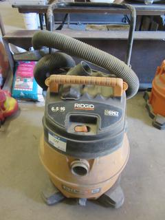 Ridgid 6.5hp 16Gal 120V Shop Vac C/w Hose And Attachments