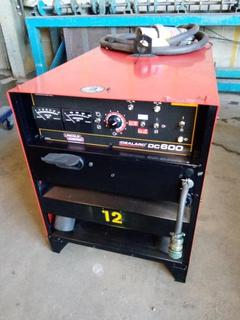 Lincoln Ideal Arc 600 Welder.