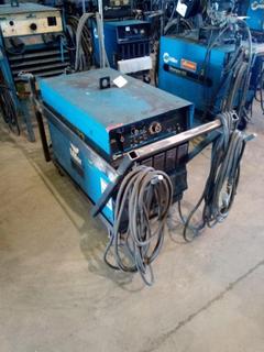 Miller Dimension 452 CC/CV DC Welder On Cart c/w Cables, Welding Lead. 460 Volts.