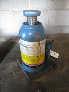 OTC 20 T Bottle Jack.