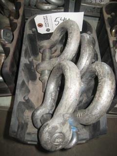 Quantity of 1" Shackles.