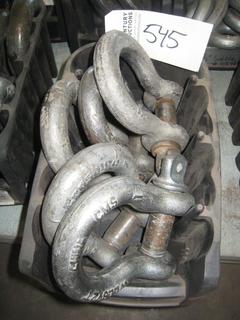 Quantity of 1" Shackles.