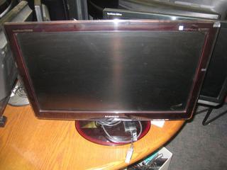 Samsung Sync Master P25704D Computer Monitor.