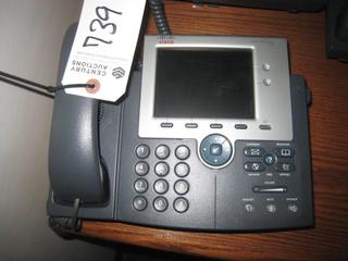 Cisco IP Phone 7945.